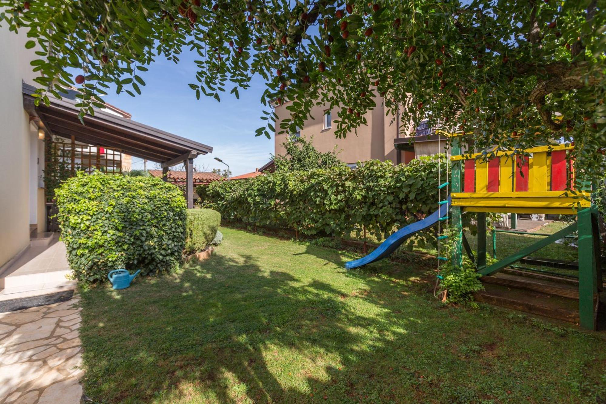 Trbovic Apartments Peaceful Stay With Free Parking, Pet-Friendly, And Bike Storage In אומאג מראה חיצוני תמונה